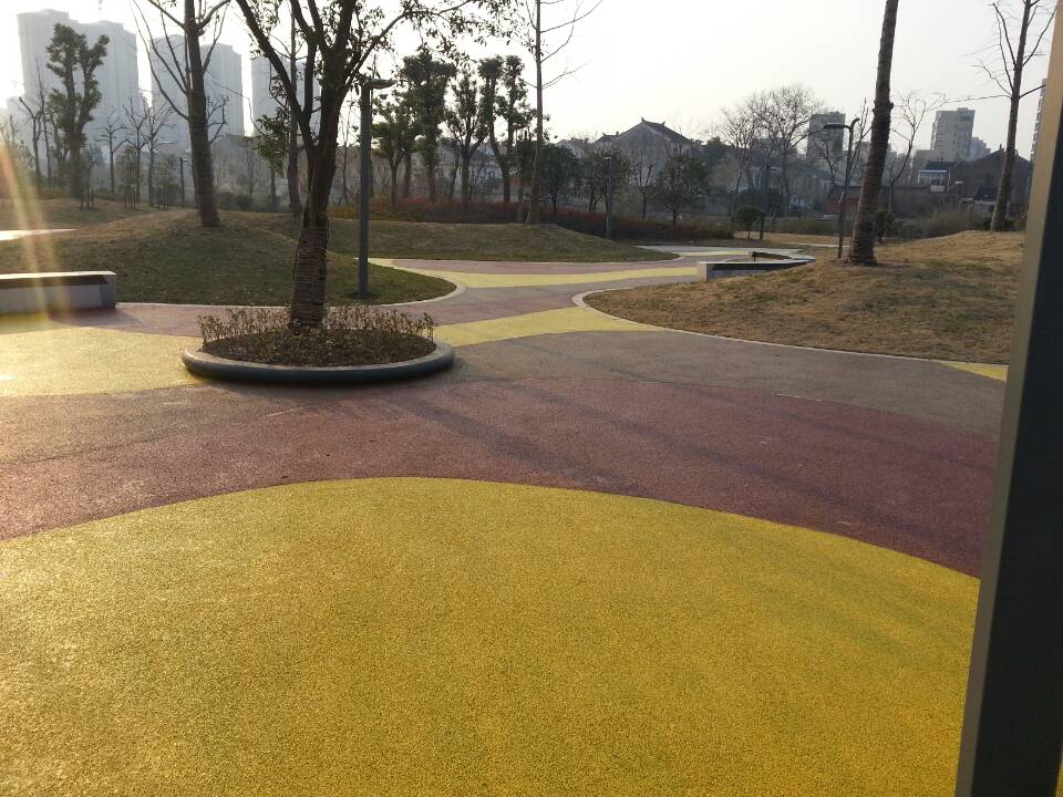 透水性混凝土.jpg 透水性混凝土.jpg