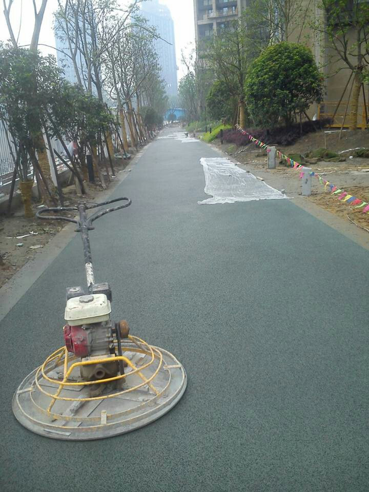 透水性混凝土.jpg 透水性混凝土.jpg