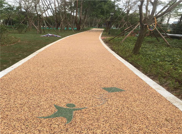 膠粘石透水混凝土