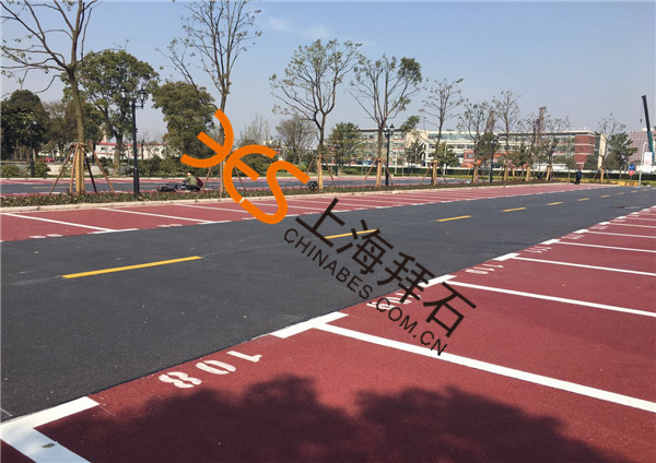 透水混凝土地坪.jpg 透水混凝土地坪.jpg