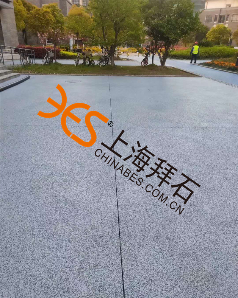 透水路面.jpg 透水路面.jpg