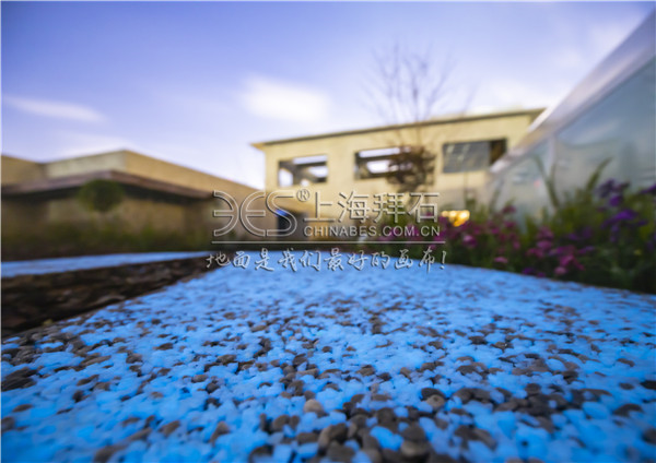 熒光膠粘石路面 熒光膠粘石路面