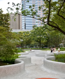 上海虹橋公園水洗石項目